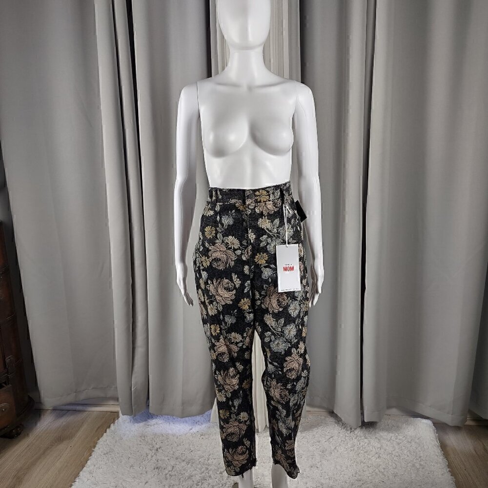 Celebrity Pink, Black, Pink, Floral High-Rise Mom Raw Hem Jean. Size 15X32 (NWT) - Picture 1 of 12